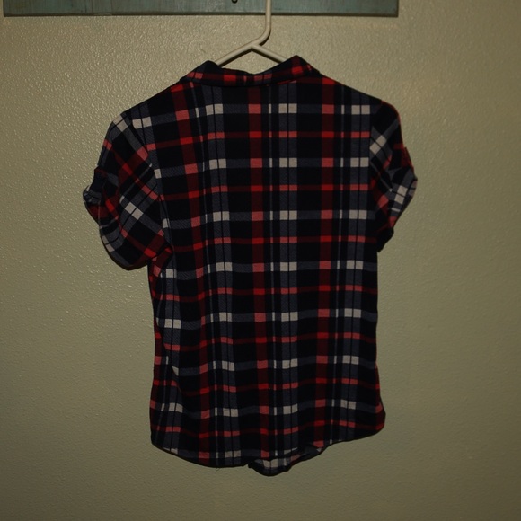 🦋 Red, White, & Blue Cute Short Sleeve Flannel - Picture 3 of 8
